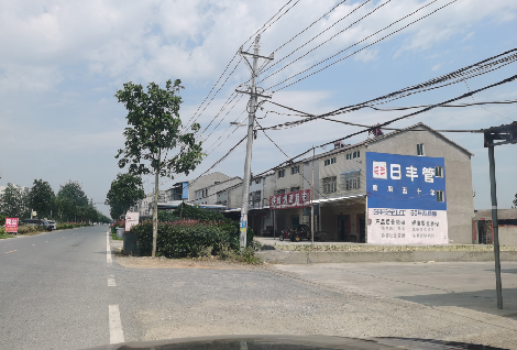 定南如何能保证墙体广告的醒目性？